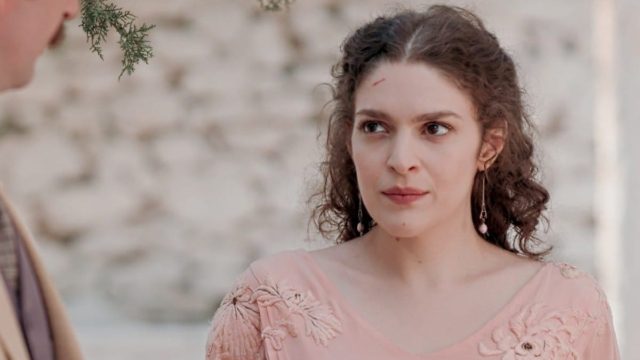 Grand Hotel: Την στέλνει στη φυλακή χωρίς δισταγμό!