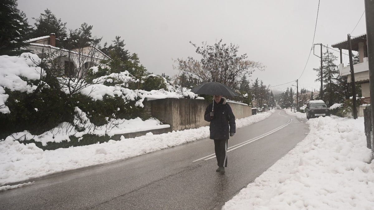Νέο έκτακτο δελτίο της ΕΜΥ: Ισχυρές καταιγίδες και χιονοπτώσεις – Οι νέες περιοχές που βρίσκονται στο στόχαστρο