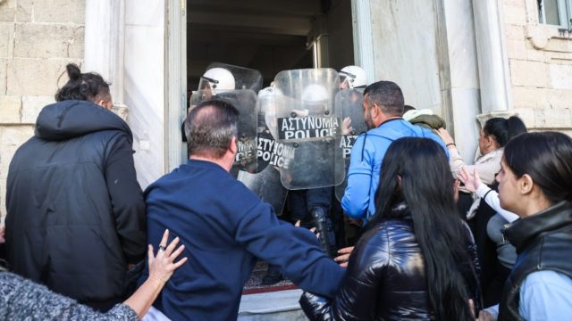 «Θέλω να γίνει καλά ο Άγγελος, αντί να τραβάω βίντεο, έπρεπε να το καταγγείλω»: Η απολογία του 44χρονου που κατηγορείται για την κακοποίηση του 3χρονου αγοριού