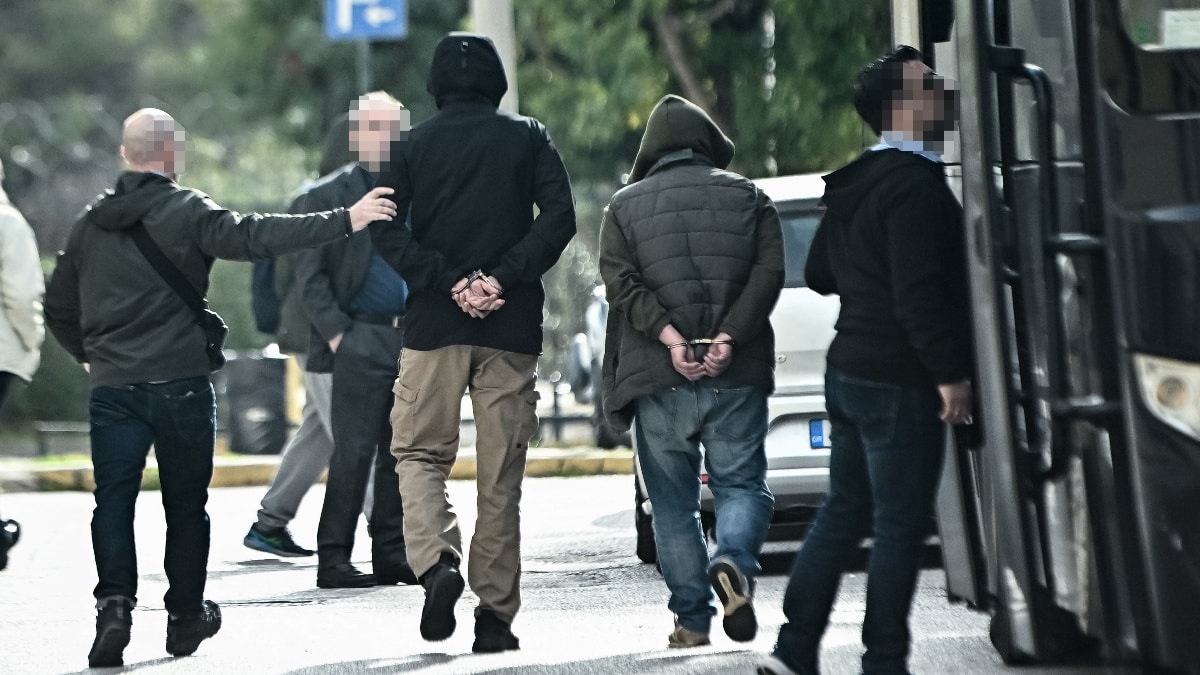Τον «πρόδωσε» κάμερα των Αδιάφθορων: Η επίσκεψη του γνωστού ηθοποιού στο αρχηγείο του κυκλώματος στη Συγγρού