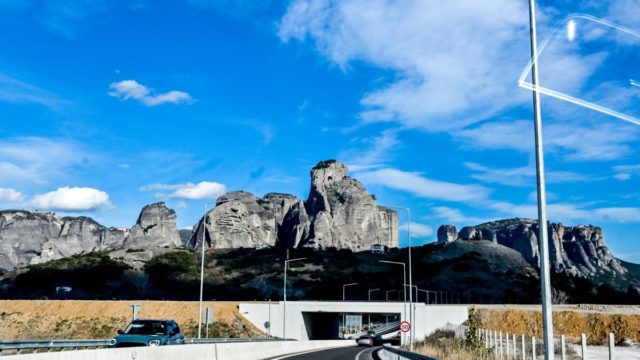 Η φωτογραφία της Ημέρας: Τα επιβλητικά Μετέωρα κόβουν την ανάσα