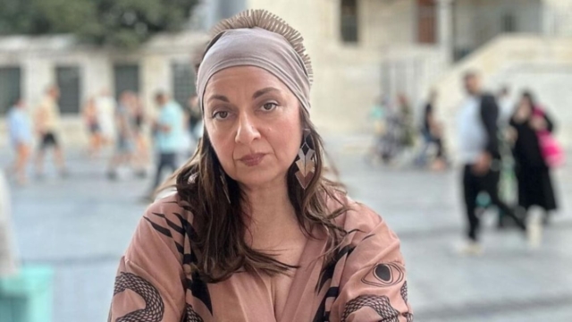 Τραγικές ώρες και αβάσταχτος πόνος για τη Σοφία Μουτίδου: «Μας σύρατε σε μαύρο χορό μάνα & γιος»