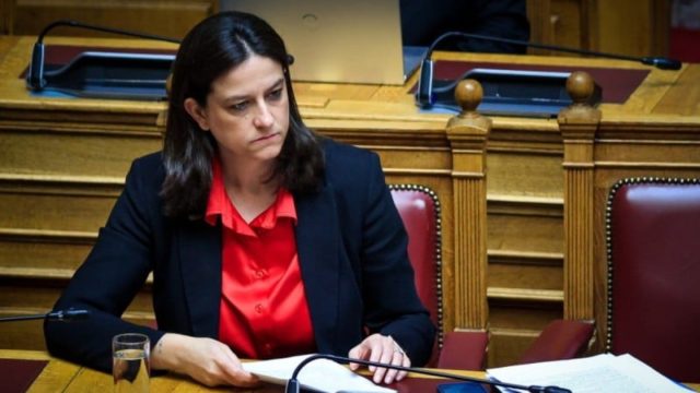 Κεραμέως: Tον Απρίλιο έρχεται η νέα αύξηση στον κατώτατο μισθό – Tι ξεκαθάρισε για το πλαίσιο των υπερωριών