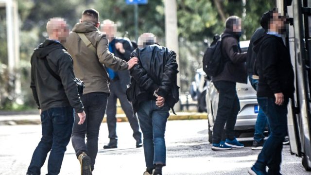 Κακουργηματικές διώξεις στους συλληφθέντες για το κύκλωμα προστασίας οίκων ανοχής – Στο «μικροσκόπιο» πάνω από 70 άτομα
