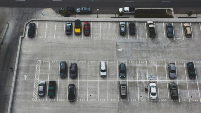 Θριαμβεύει η παρανομία:  5.270 πρόστιμα για αντικανονικό παρκάρισμα μόλις σε 12 ημέρες!
