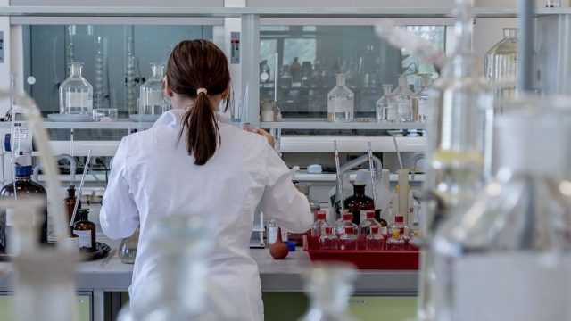 Νεκρός 20χρονος στην Πάτρα: Τι είναι η κεραυνοβόλος μηνιγγίτιδα που μπορεί να σε σκοτώσει;