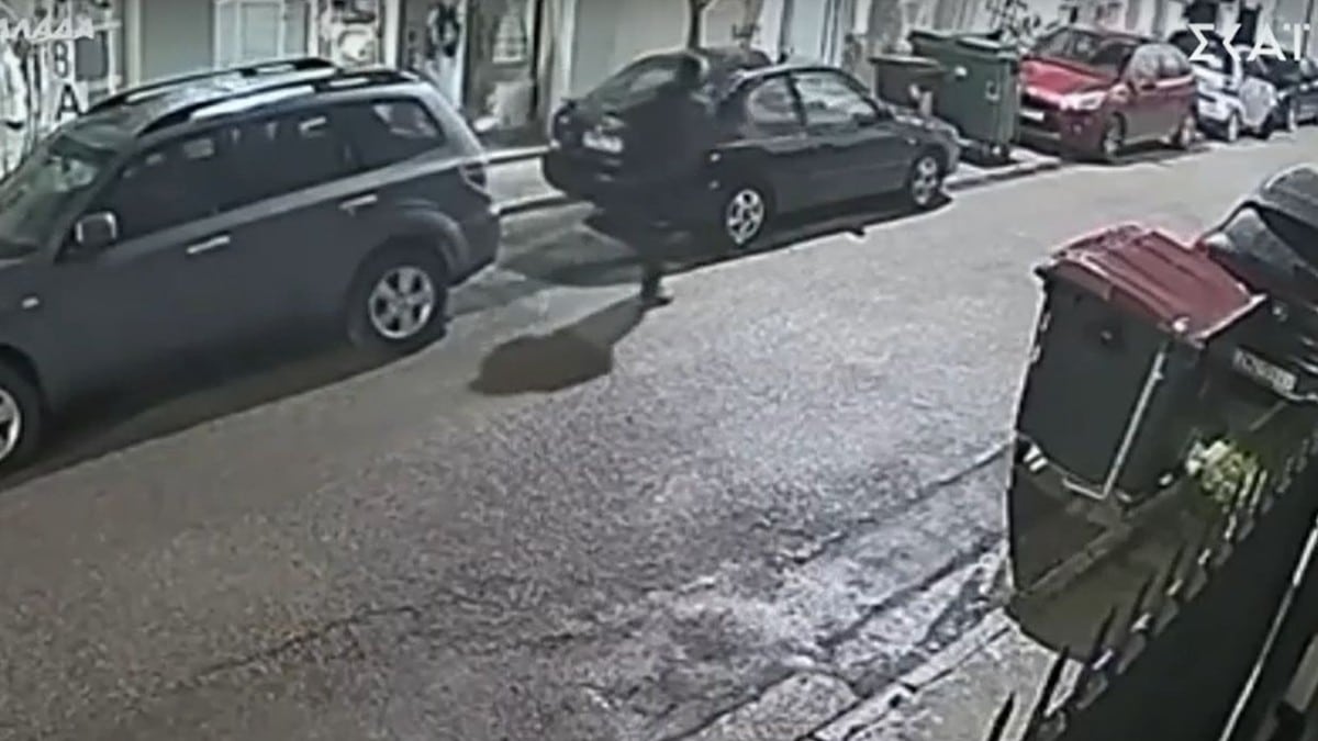 Περιστέρι: Εντοπίστηκε και συνελήφθη ο επιδειξίας που είχε σκορπίσει τον τρόμο στην περιοχή