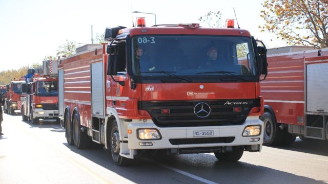 Συναγερμός στην Πυροσβεστική: Φωτιά σε απορριμματοφόρο στη Λεωφόρο Αλεξάνδρας