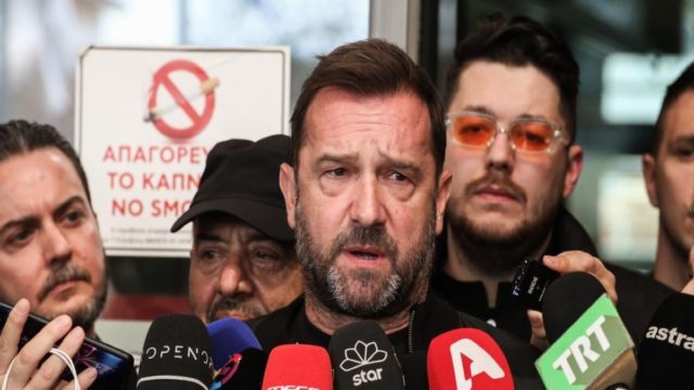 Ξέσπασμα Πλακιά: «Άσχετοι με τα ιατροδικαστικά όσοι λένε ότι τα παιδιά μου απανθρακώθηκαν ζωντανά»