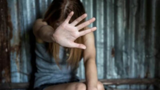 Νέα καταγγελία για σεξουαλική παρενόχληση στο Αιγάλεω – «Με έσφιξε στα οπίσθια και άρχισα να φωνάζω»