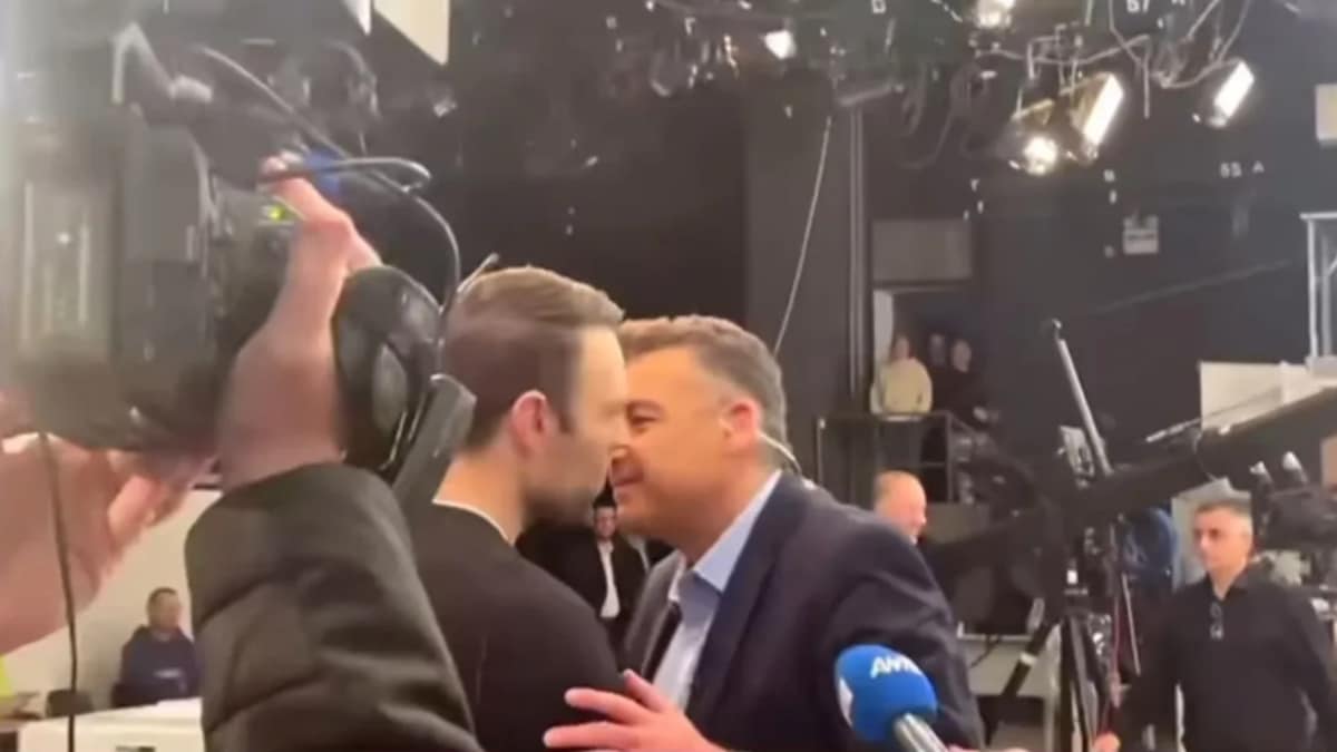 Αποκαλυπτικός ο Λιάγκας για Κασσελάκη: «Δεν τον έγλειψα, εκείνο το βράδυ που μείναμε στις Σπέτσες…»