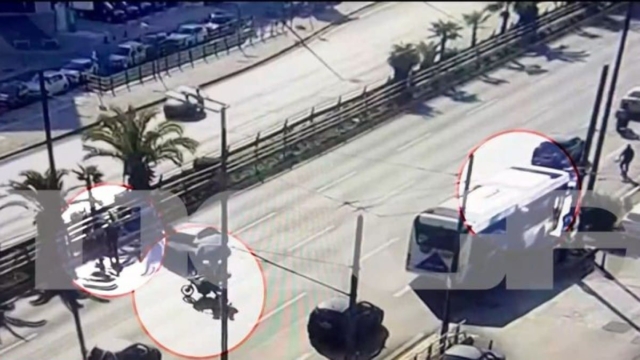 Τροχαίο στη Λεωφόρο Συγγρού: Σύγκρουση οχημάτων μετά τη διακοπή της κυκλοφορίας για τη διάσωση πεζού