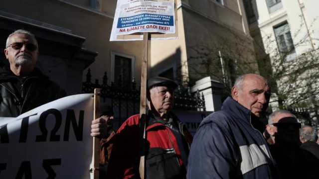 Συντάξεις: Επανυπολογισμός για 50.000 πολίτες – Από μέρα σε μέρα η απόφαση για τα «κομμένα» αναδρομικά