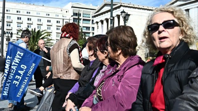 Μισθοί και συντάξεις… Βουλγαρίας: Η τεράστια διαφορά μεταξύ δημόσιου και ιδιωτικού τομέα