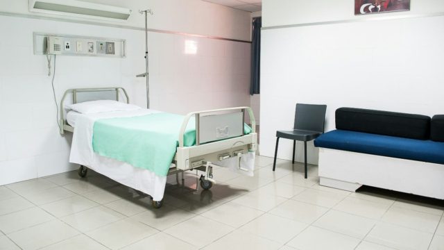 Πόσο μεταδοτική είναι η μυστηριώδης ασθένεια από την Κίνα;  Όλη η αλήθεια για τα συμπτώματα και τη θεραπεία