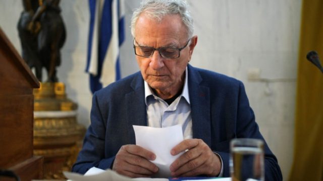 Κώστας Χαρδαβέλλας: Μνημόσυνο στον «μυστικό του παράδεισο»