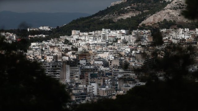 Ακίνητα: Οι ιδιοκτήτες πλέον «αναγκάζουν» τους ενοικιαστές να επισκευάζουν για χαμηλό ενοίκιο