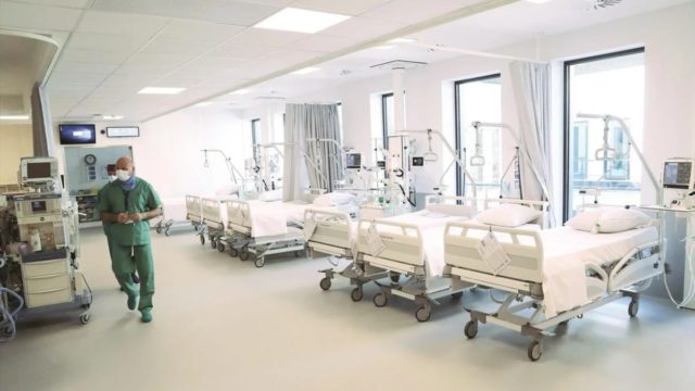 Ηράκλειο: Ξύπνησε ο 27χρονος που νοσηλευόταν διασωληνωμένος λόγω μηνιγγίτιδας