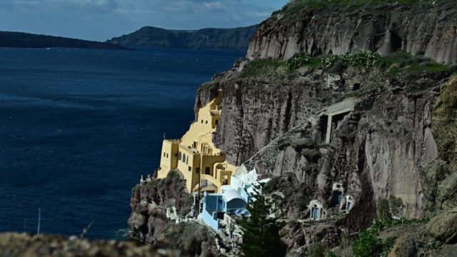 Συνολάκης για σεισμούς στη Σαντορίνη: «Πιθανή μια μικρή ηφαιστειακή έκρηξη» – Τι θα συμβεί σε αυτή την περίπτωση