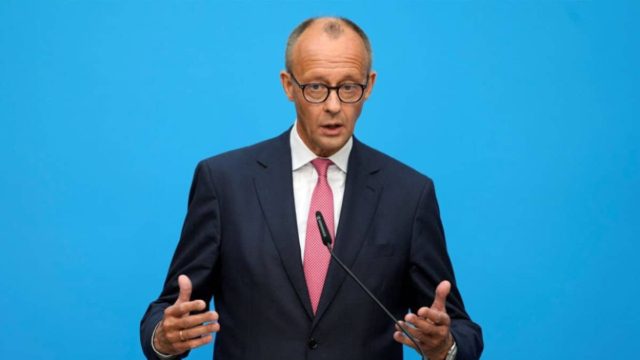 Θρίλερ οι εκλογές στη Γερμανία: Νέα δημοσκόπηση – σοκ για τον Μερτς – Στο 28% η CDU, ανεβαίνουν AfD και η Αριστερά