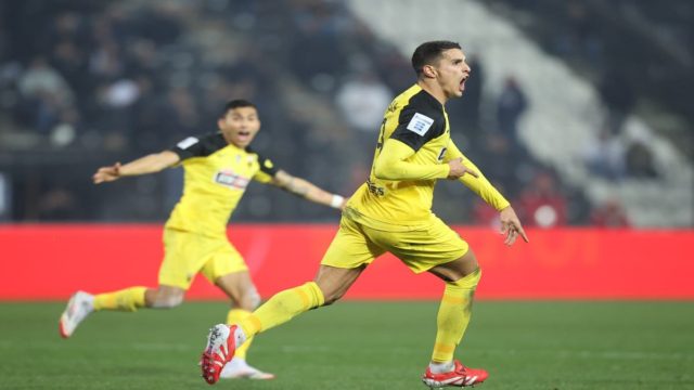 ΠΑΟΚ – ΑΕΚ 1-2: Η Ένωση έριξε… νοκ-άουτ τους Θεσσαλονικείς