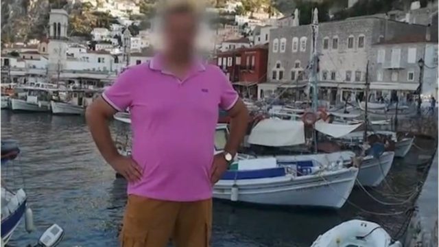 Άλιμος: Βρέθηκαν γυμνές φωτογραφίες ανηλίκων στα αρχεία του 52χρονου καθηγητή – Τις ταξινομούσε ηλικιακά