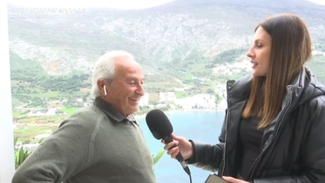 Άνετος κάτοικος Αμοργού προσκαλεί κόσμο στο νησί – «Καλώς να έρθετε, δεν υπάρχει πρόβλημα εδώ»