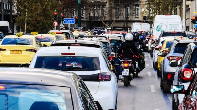 Live κίνηση 3/2: Απογευματινό «έμφραγμα» στους δρόμους – Μποτιλιάρισμα σε Κηφισό και Αττική οδό