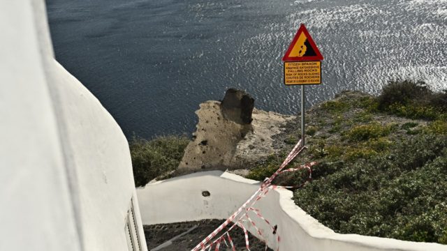 Ρεκόρ σεισμών στη Σαντορίνη: Πάνω από 6.400 έχουν καταγραφεί μέσα σε 9 ημέρες – Η έκθεση του ΕΚΠΑ