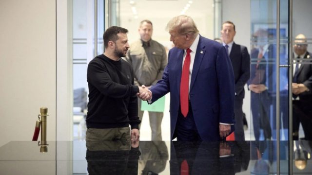 «Έκλεισε» η συμφωνία Ζελένσκι – Τραμπ για τα ορυκτά της Ουκρανίας: Η βασική απαίτηση των ΗΠΑ και οι διαδικασίες εξπρές στο Κίεβο