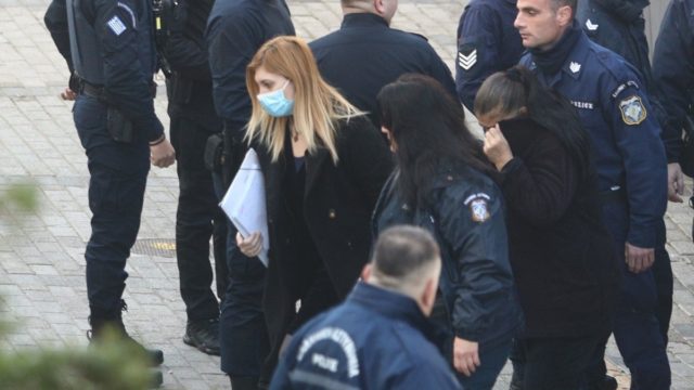 Δίκη Πισπιρίγκου: Αναπαράσταση των τελευταίων στιγμών της Ίριδας με ροζ κούκλα – «Δεν ήρθα εδώ για λύπηση»