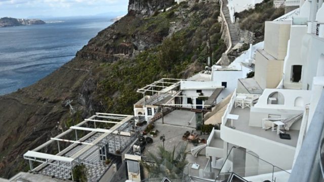 Σεισμοί στη Σαντορίνη: «Για πρώτη φορά σήμερα άλλαξε ο τρόπος που σπάει το ρήγμα» λέει ο Γεράσιμος Παπαδόπουλος