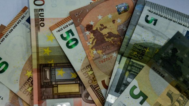 Ξεκινά η… ανάβαση στο φορολογικό «βουνό»: Η ώρα για ΕΝΦΙΑ και φορολογικές δηλώσεις