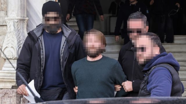 Κρήτη: Πήρε προαγωγή ο ψυχίατρος που εξέτασε τον 33χρονο που σκότωσε την 36χρονη – «Έχουν τη συνείδησή τους καθαρή;»