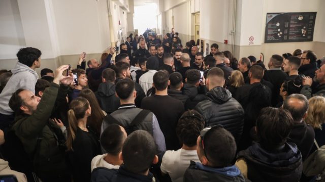 Ηράκλειο: Υπό άκρα μυστικότητα στον Κορυδαλλό το ζευγάρι της φρίκης – «Εγκεφαλικά νεκρός ο Άγγελος»