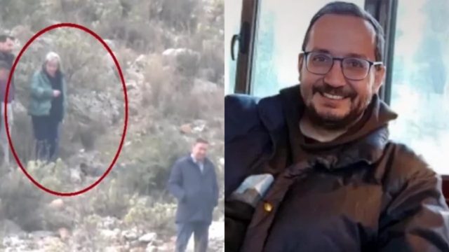 «Τσακίζει» καρδιές: Η στιγμή που η μητέρα του Βασίλη Καλογήρου αντικρίζει τη σορό του στον Τύρναβο (video)