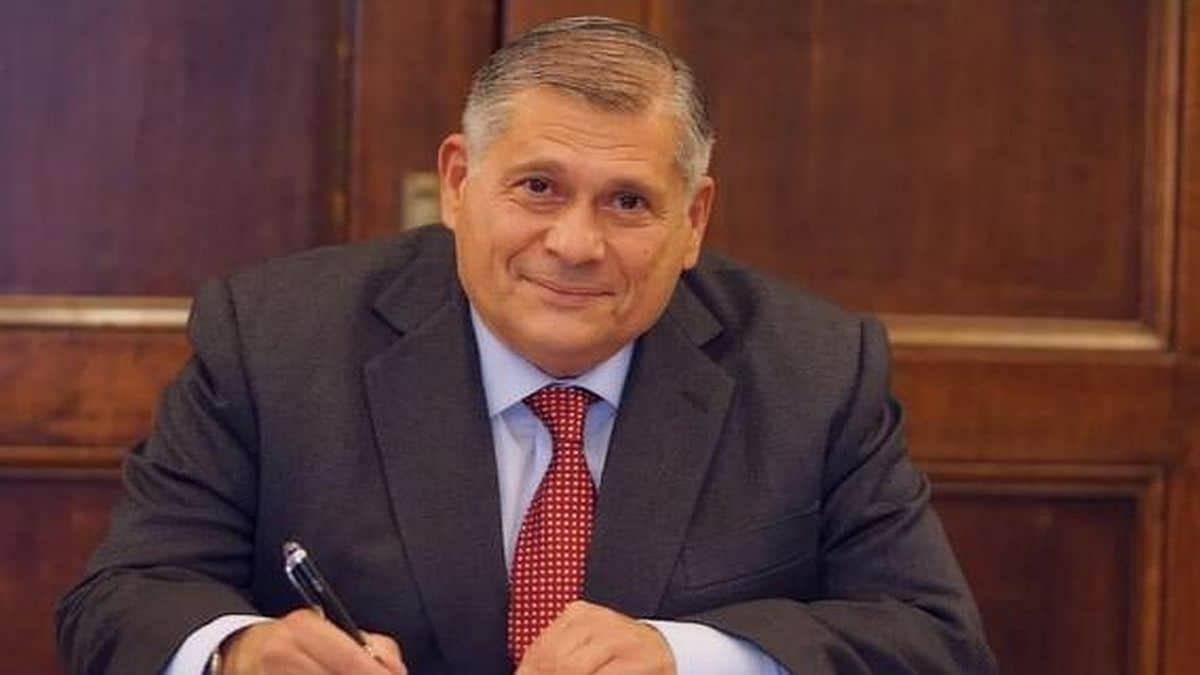 Πέθανε ξαφνικά ο δικηγόρος Βασίλης Κατσαφάδος