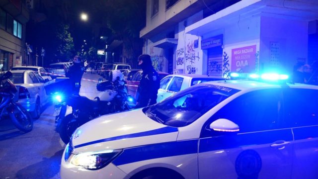 Συναγερμός στο Ηράκλειο: Μπήκε στην εκκλησία με κουζινομάχαιρο απειλώντας ιερέα και πιστούς!