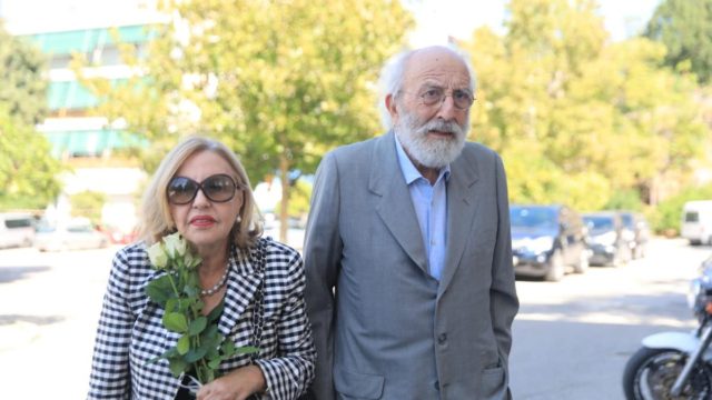 Αλέξανδρος Λυκουρέζος: Με εγκεφαλικό εσπευσμένα στο νοσοκομείο