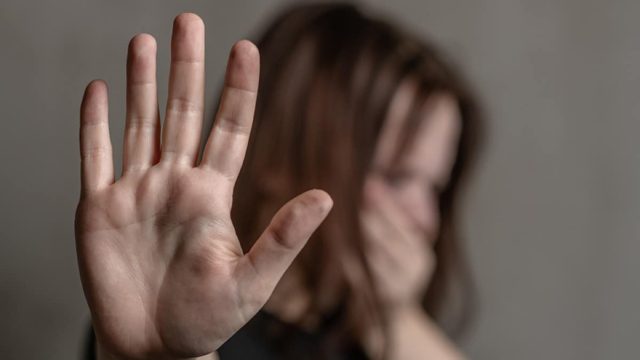 Φρίκη στην Χαλκίδα: 22χρονη βιάστηκε ομαδικώς – Την εξανάγκασαν να κάνει χρήση ναρκωτικών