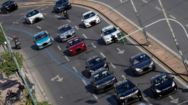 Όποιος πιαστεί… την πάτησε: Τα πρόστιμα για ανασφάλιστα ΙΧ και οχήματα με απλήρωτα τέλη και ΚΤΕΟ
