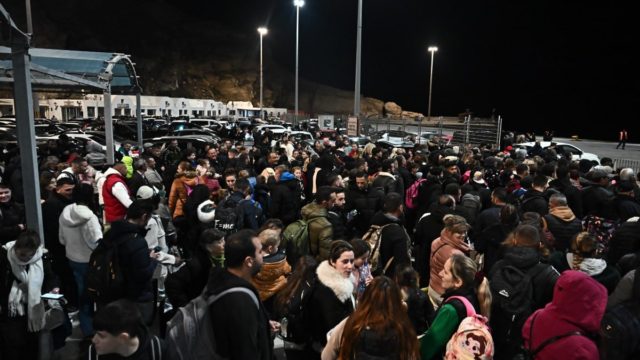Έξι σεισμοί σε 50′ το πρωί σε Αμοργό και Ανάφη – Πάνω από 9.000 άνθρωποι έχουν φύγει από τη Σαντορίνη