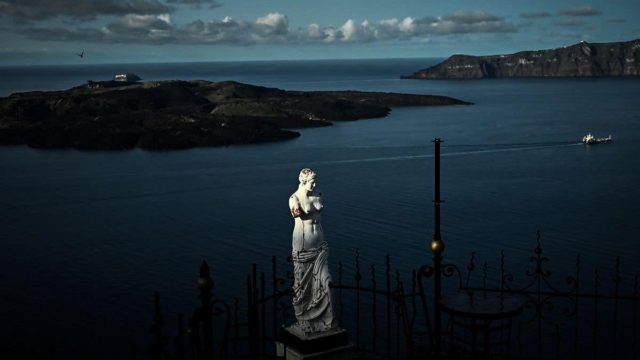 Η φωτογραφία της ημέρας: Σαντορίνη ώρα μηδέν