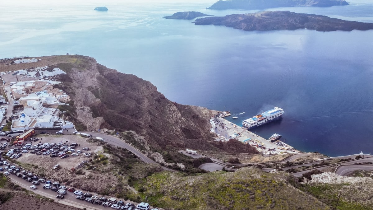 Συνεχίζεται ο «χορός» των Ρίχτερ στη Σαντορίνη: Ο κρατικός μηχανισμός μπήκε σε ετοιμότητα μετά από ειδοποίηση Κικίλια σε Μητσοτάκη