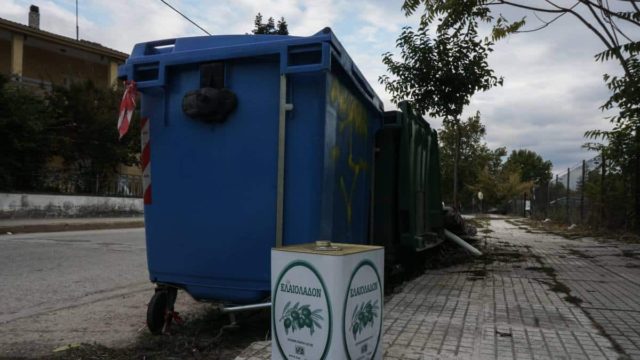 Σέρρες: Καταδικάστηκε 43χρονος που ξυλοκόπησε με τους γιους του τον γείτονά του επειδή… μετακίνησε κάδους απορριμμάτων