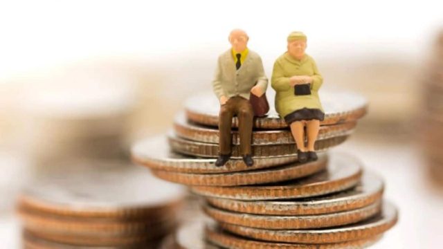 Συντάξεις Απριλίου: Αυτές είναι οι επικρατέστερες ημερομηνίες πληρωμών για τους δικαιούχους