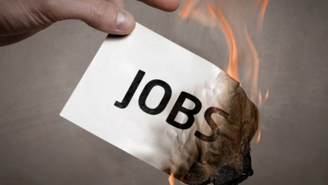 Ανεργία δύο ταχυτήτων: 367.126 άνθρωποι «χάνονται» ανάμεσα σε ΔΥΠΑ και ΕΛΣΤΑΤ