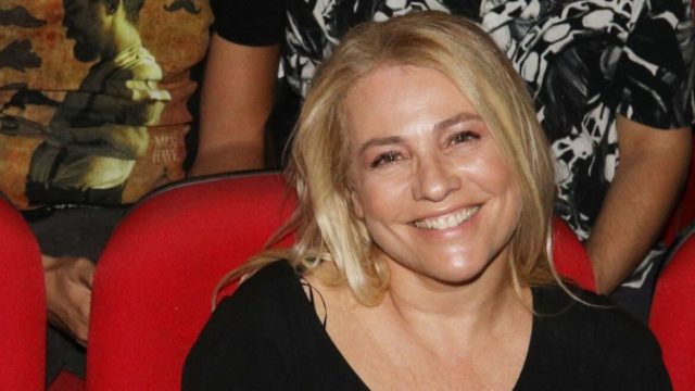 Μαριάννα Τουμασάτου: «Παλιά θα έλεγα ότι τα φύλα είναι τρία, τώρα λέω ότι είναι όσα θέλουνε»