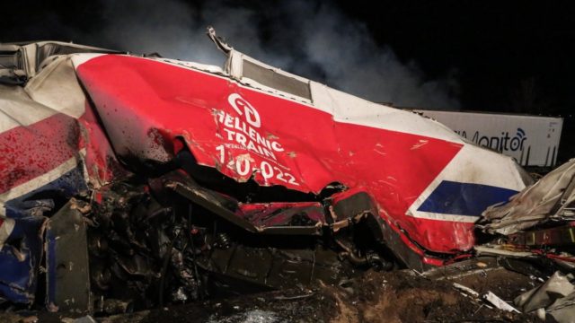 Νέα συγκλονιστικά ντοκουμέντα από το μοιραίο βράδυ των Τεμπών: «Απαιτώ να μου πείτε που είναι το παιδί μου»