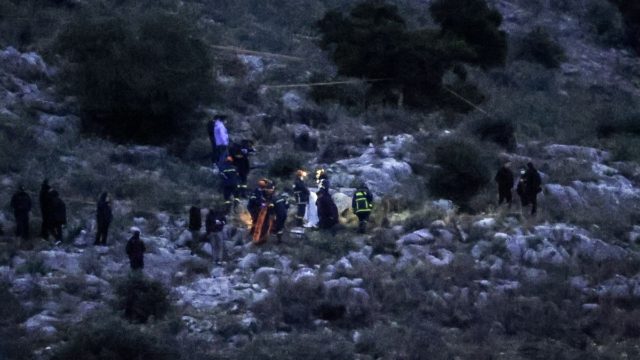 «Δεν πήγε μόνος του εκεί, δεν αποκλείεται η δολοφονία»: Μεγαλώνει το μυστήριο για το θάνατο του Βασίλη Καλογήρου